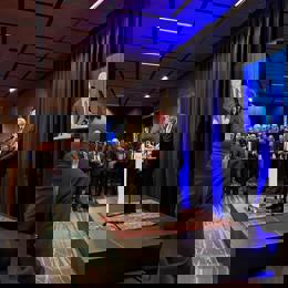 Andries Heidema tijdens zijn toespraak op de nieuwjaarsreceptie 2025