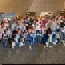 Vrijwilligers van het Buddyproject in Hardenberg helpen asielzoekers en statushouders bij hun sociale integratie