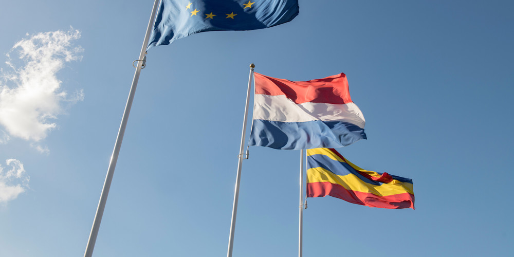 Vlaggen Europese unie, Nederland en Overijssel