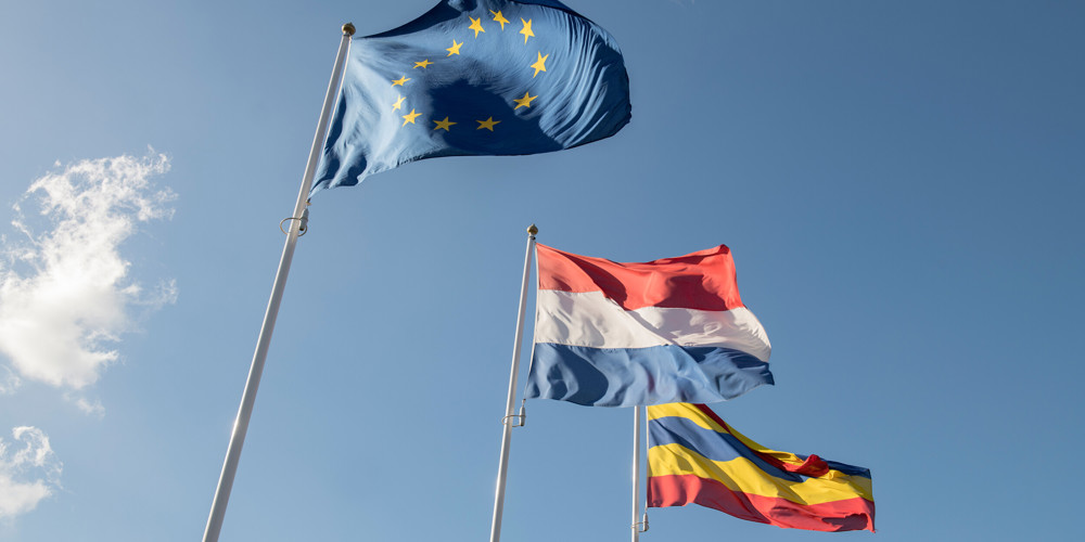Vlaggen Europese unie, Nederland en Overijssel