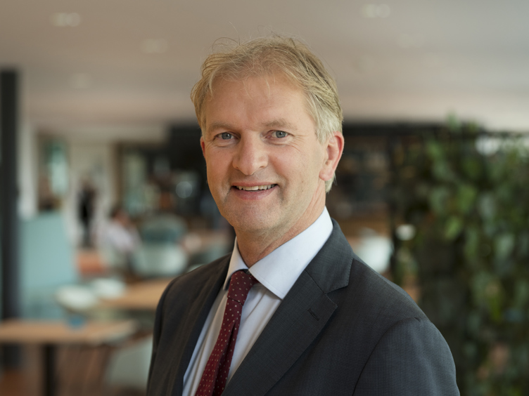 Liggende portretfoto Maurits von Martels (RCU)