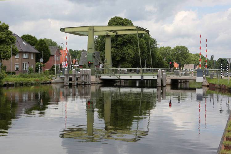 Omleidingen bij onderhoud brug Daarlerveen