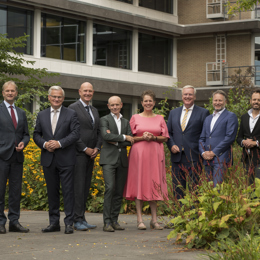 Van links naar rechts Maurits von Martels, Gert Harm ten Bolscher, Erwin Hoogland, Nico Versteeg, Liesbeth Grijsen, Andries Heidema, Martijn Dadema, Tijs de Bree