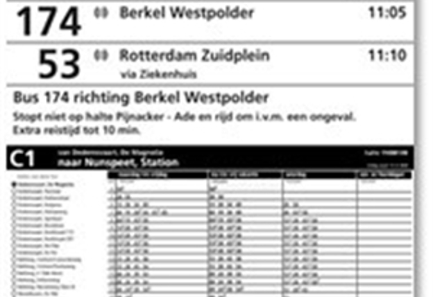 Scherm kleine digitale informatiebord met reisinformatie (slecht leesbaar)