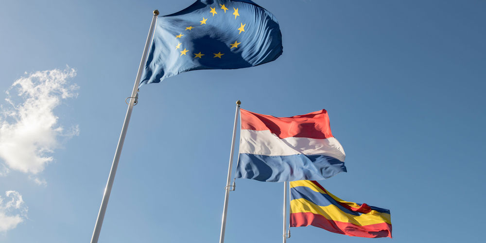 Vlaggen Europese unie, Nederland en Overijssel