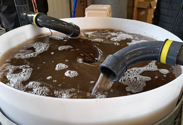 Composthee waterstroming